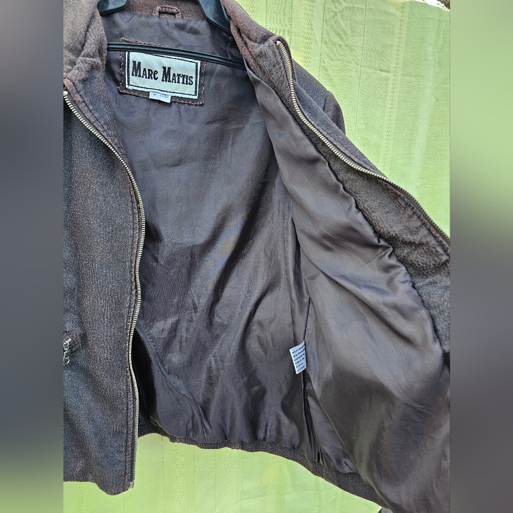Vintage 90's Distressed Brown Faux Leather Jacket - Picture 5 of 13